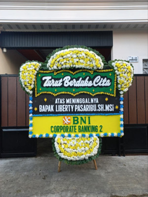 Papan Bunga Duka di Muktiharjo Kidul