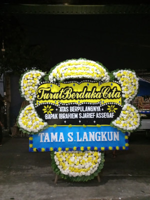Papan Bunga Duka di Muktiharjo Kidul